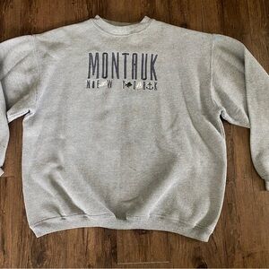 Gray Montauk New York woman Sweater L